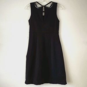 Adrianna Papell Black Sleeveless Dress